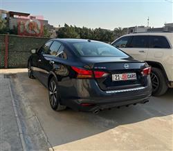 نيسان ألتيما